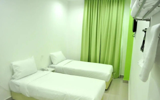 YY48 Hotel