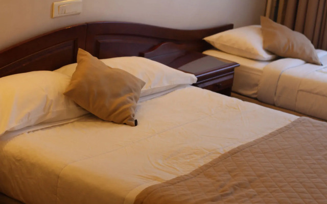 Hotel Cosmotel