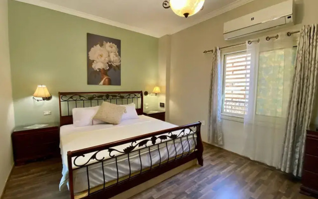 Luxurious Villa Serene Garden New Cairo