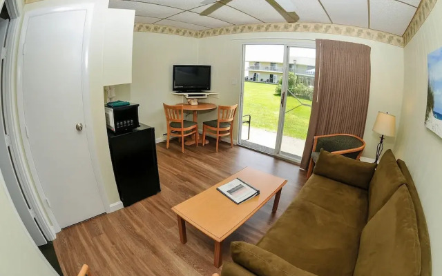 Friendship Oceanfront Suites