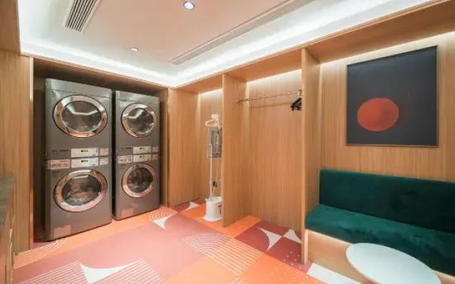 Orange Hotel (Dalian Airport)