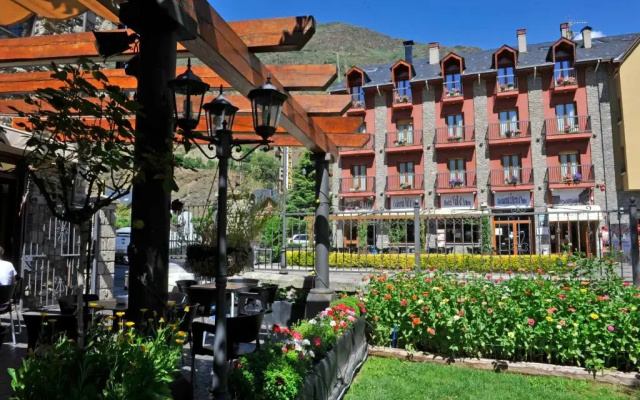 Hotel Vall d'Aneu