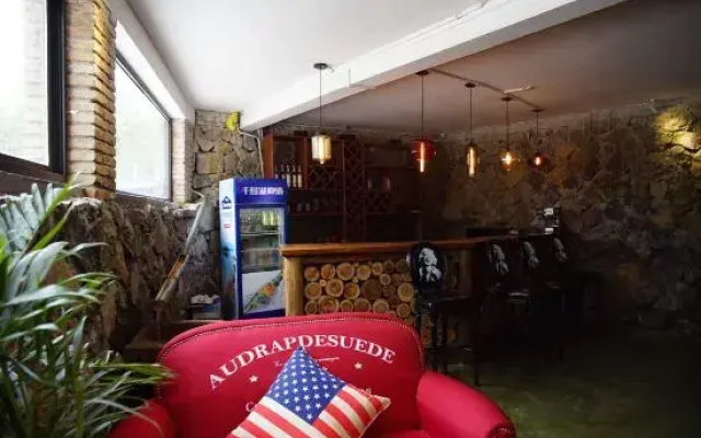 Moganshan Marvel Hostel