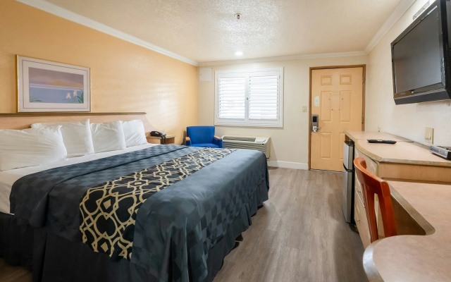 Budget Inn Corcoran Near Tulare CA 43