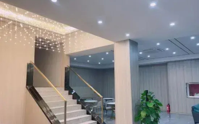 Nice Garden  Hotel (Junan Lingang District Government)