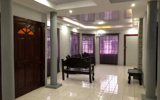 Entire Private Family Home With Volcano View Pet Friendly