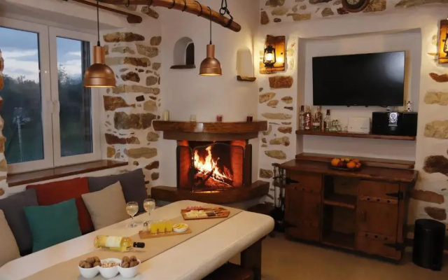Kontoudi's House