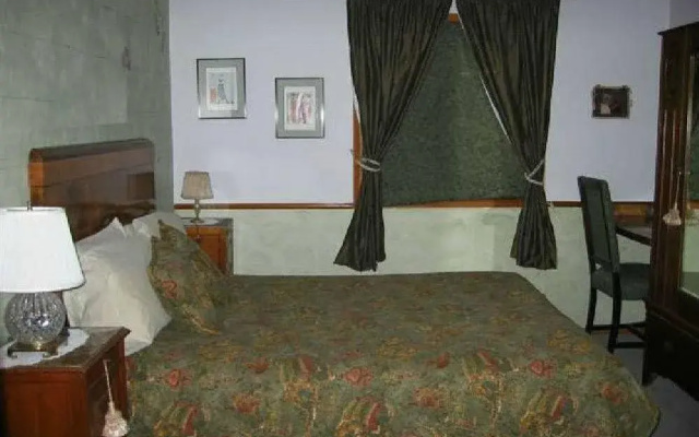 Inn at Clifftop Lane Whistler