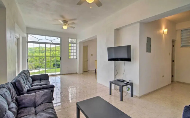 Hilltop Luquillo Home - 5 Mi to El Yunque Frst