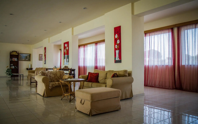 Alkmini Hotel