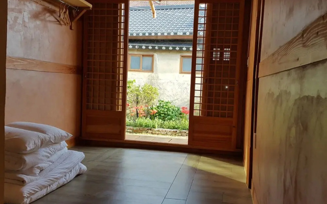 Jeonju Saggye Hanok Stay(전주 사계한옥 스테이)
