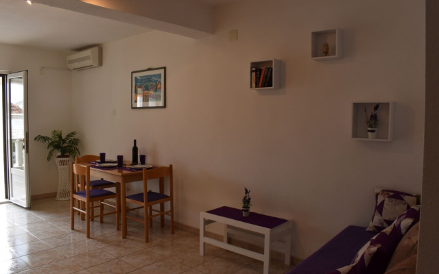Apartment Frama - 3 apartments: A3 Lavanda  Bol, Island Brac