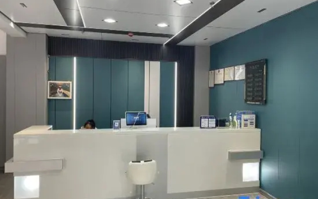 Zhoukou Junyue Express Hotel