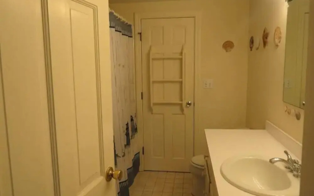 76 Olde Towne Lane - Four Bedroom House