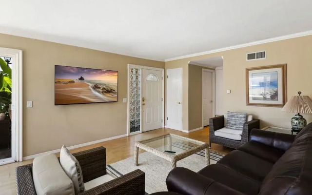 Newport Beach Bungalow