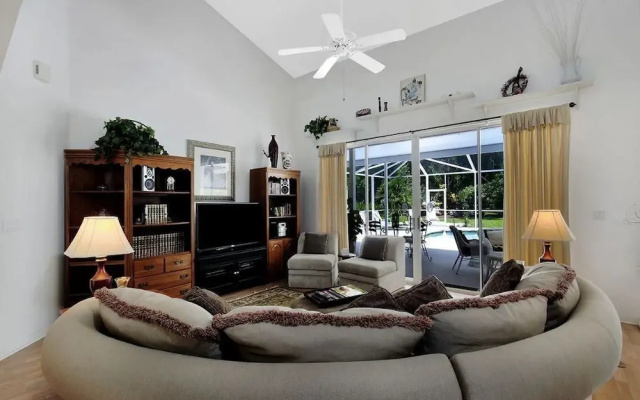 Piccadilly Cir Home