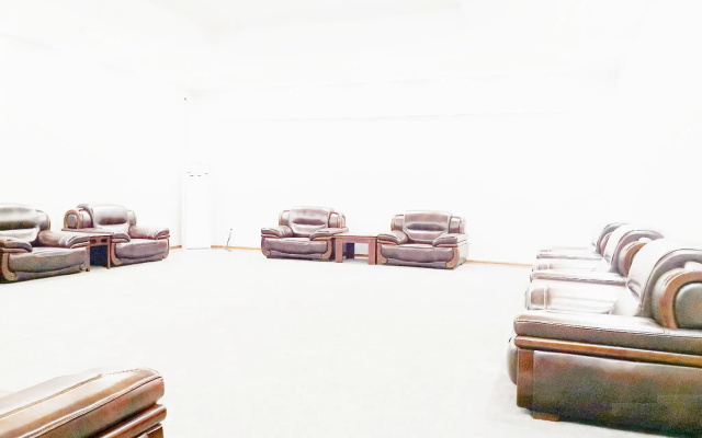 City 118 Selected Hotel Linyi Jiaxing Fruit Market