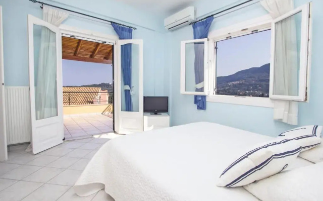 Hilltop Holiday Residence