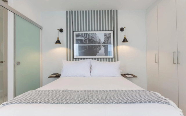 Monochromatic 2BR in Miraflores