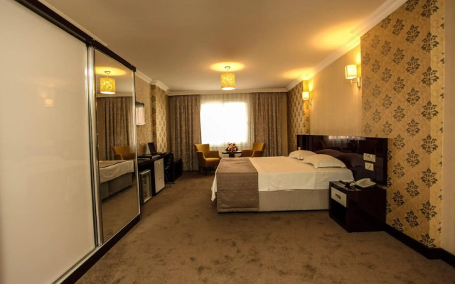 Grand Akcali Hotel