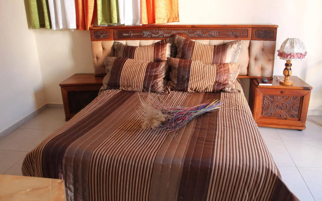 Mohlongwafatshe Guest House