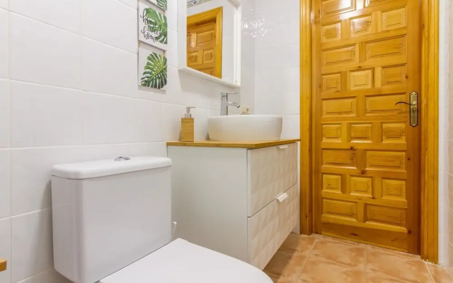 New Apartment With Charm by Robertapatments