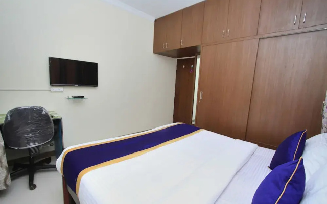 OYO 4848 3 Square Inn
