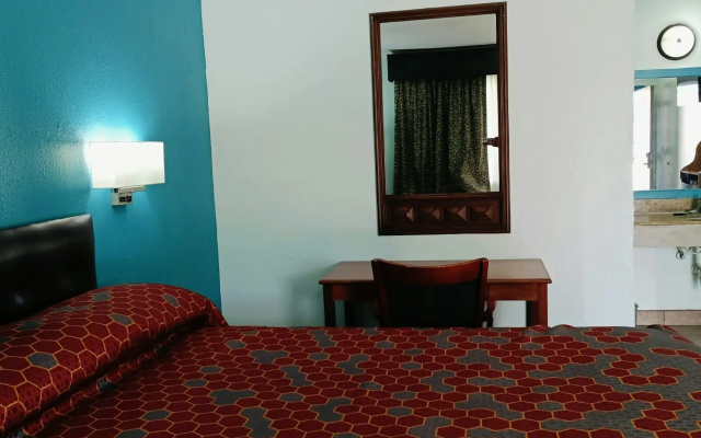 Budget Inn By OYO Edinburg Hwy 281