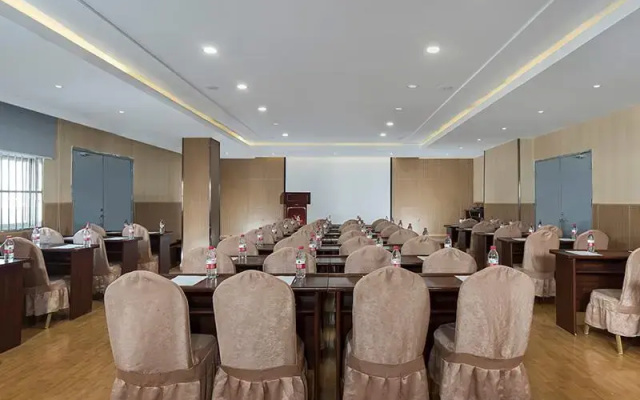 Vienna Hotel Anhui Bozhou Lixin Yuanli Plaza