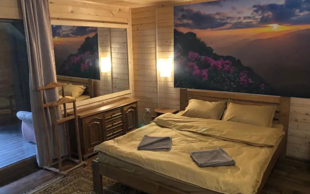 4 Mountains Hotel