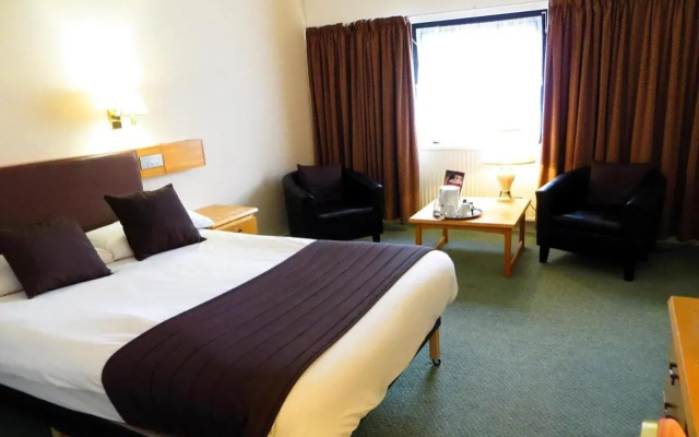 The Waterside Hotel