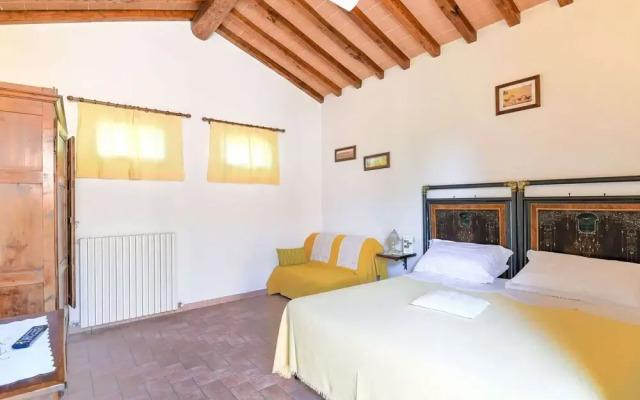 Holiday Home in Tuscany With Pool