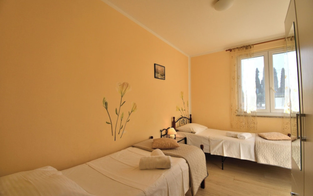 Apartment Nadica