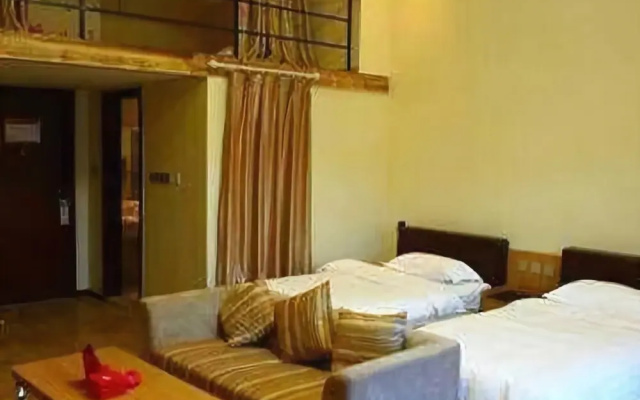 Flying Bird Holiday Hotel Wanlong Skiing Facility Branch