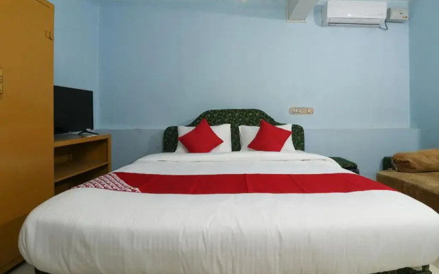 Sandhra Apartments by OYO Rooms