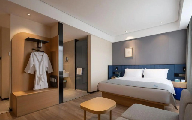 LANOU Hotel Yangquan Stadium