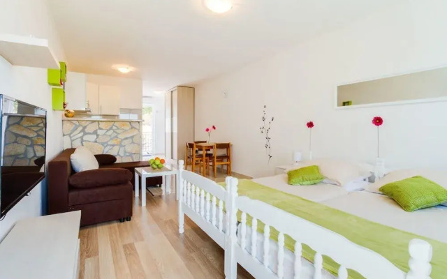 Apartments Bregovec Maslenica