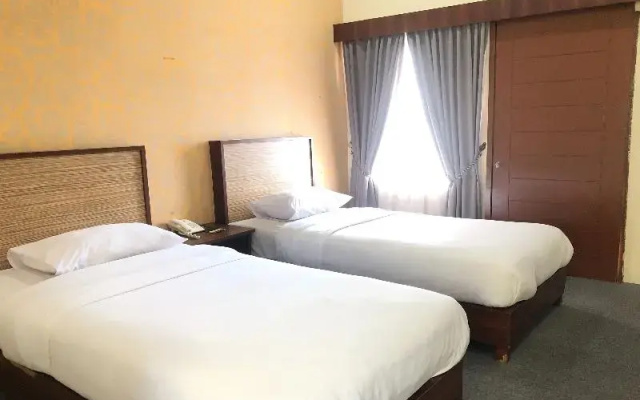 Hotel Grand Nusantara By Zuzu