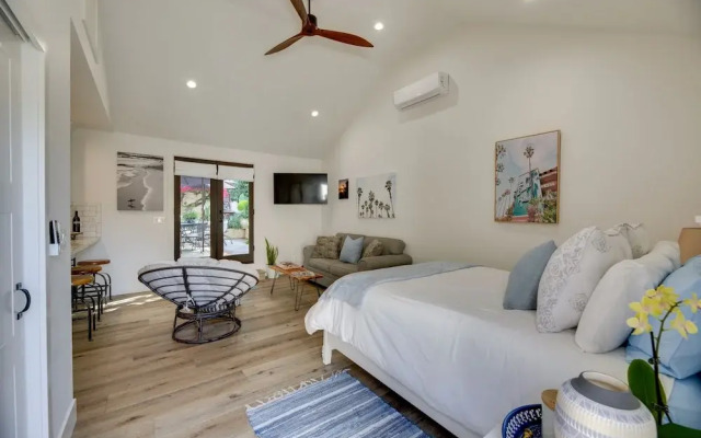 Upscale Whittier Hills Gem: 17 Mi to Disneyland!