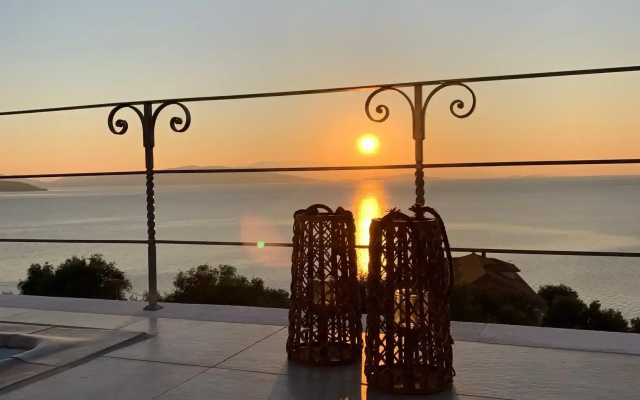 La Villa Luxury Apartments
