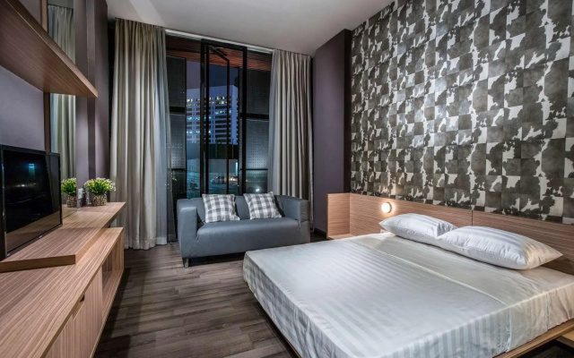 Upscale Suites