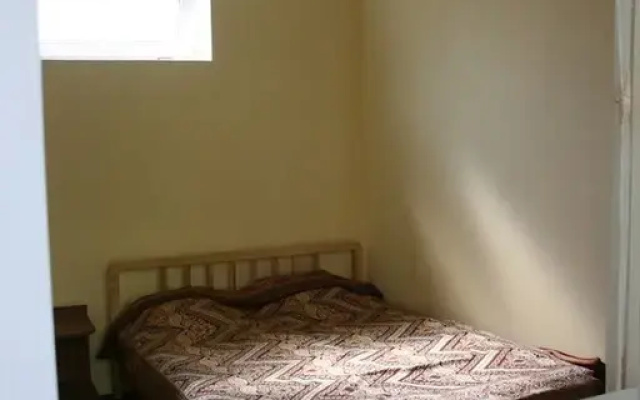 Изумрудный