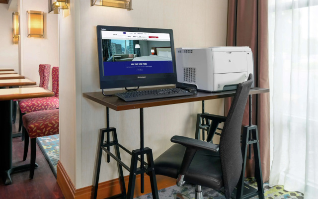 Hampton Inn Springfield South Enfield