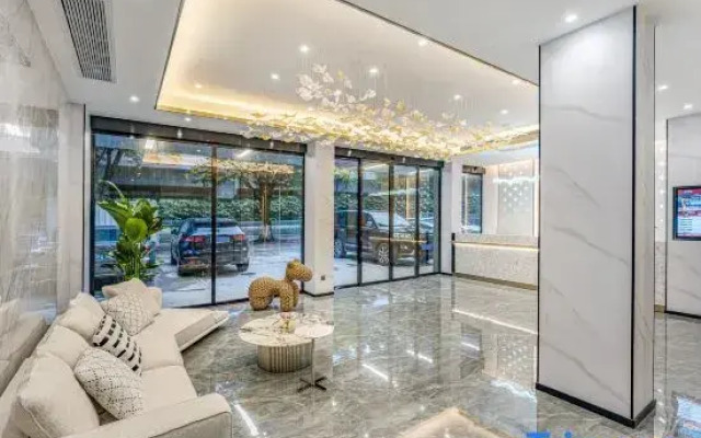Xingyu Business Apartment (Kemulang Subway Station Branch)