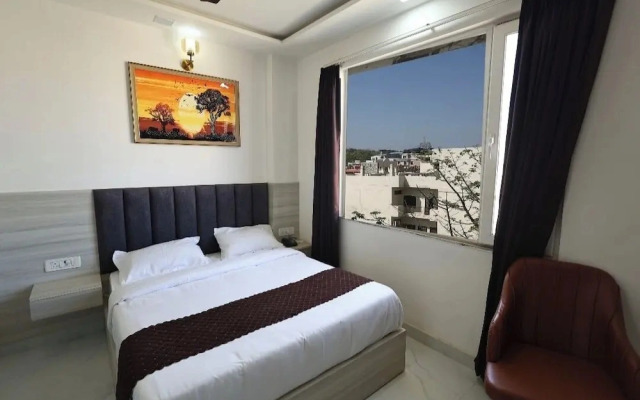 Hotel Finch Grand by Revaantra