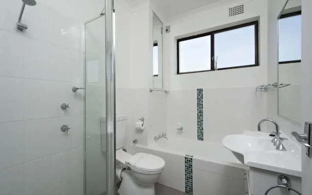 Bay Village Unit 18 47 Shoal Bay Road