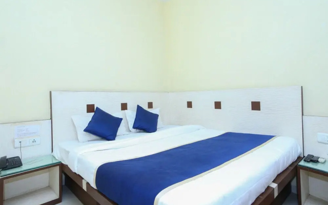 OYO 15144 Hotel Ankit