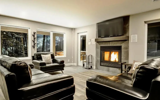 Chalet 06 Chemin Blanc by Les Chalets Alpins