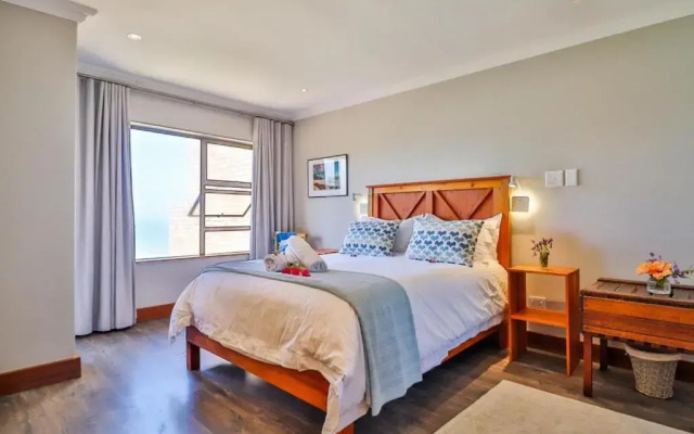 Sea Cliff Condo