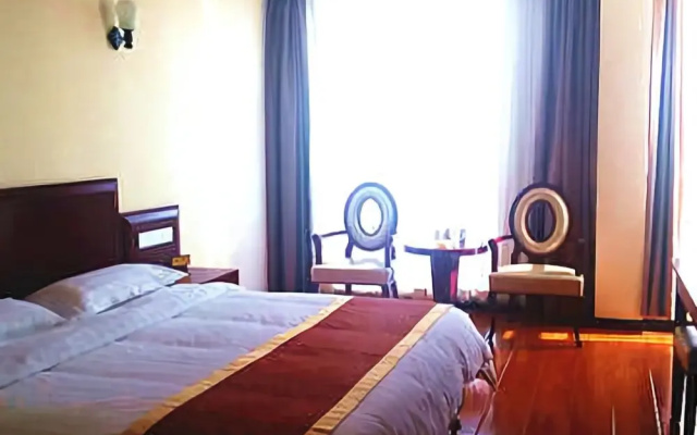 Huayu Xintian Business Hotel